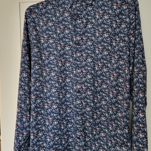 Express Other - Classic Floral Wrinkle-resistant Everyday Performance Dress Shirt